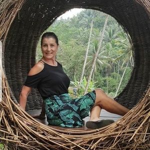 Meet your Posher, Marion